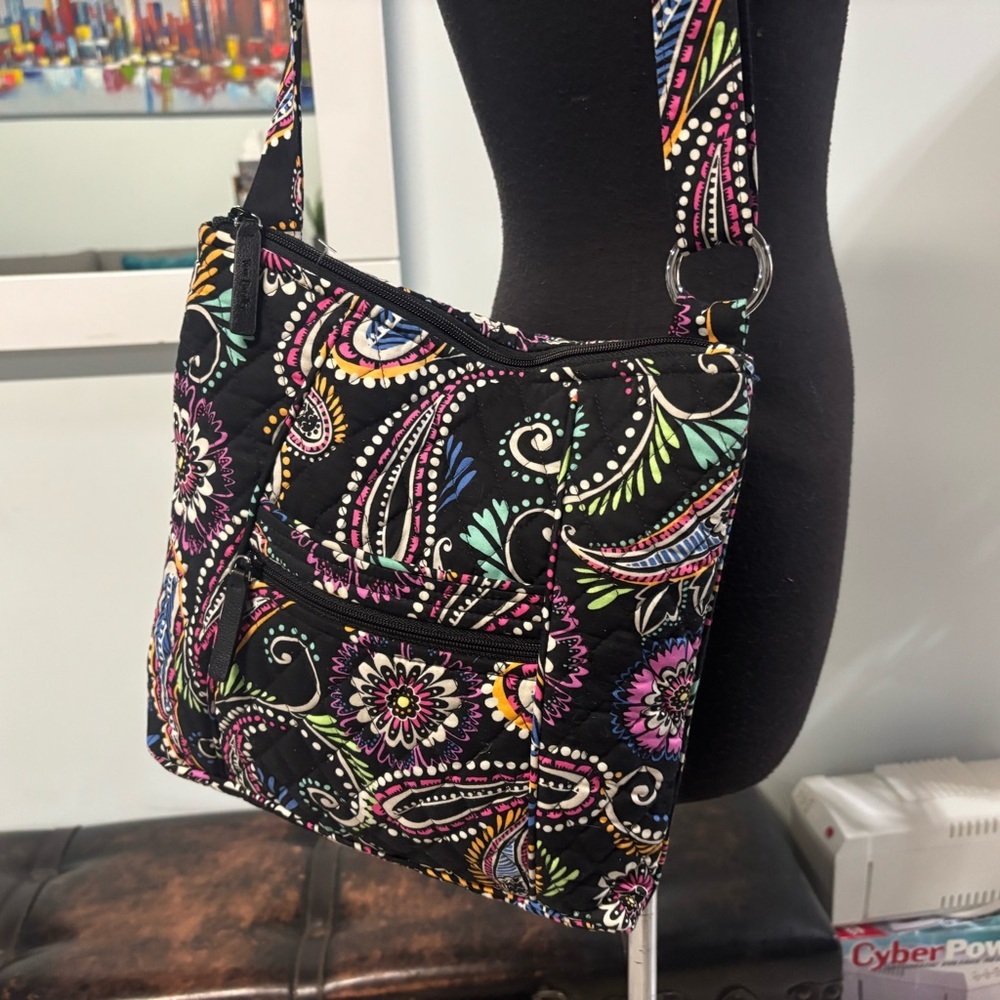 ❤️Vera Bradley Bandana Swirl Hipstet - Picture 2 of 7